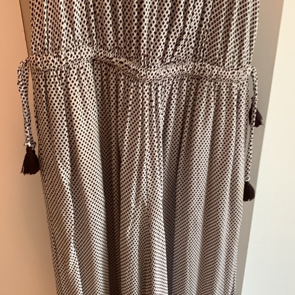 Haltered, open back jumpsuit - Picture 3 of 4